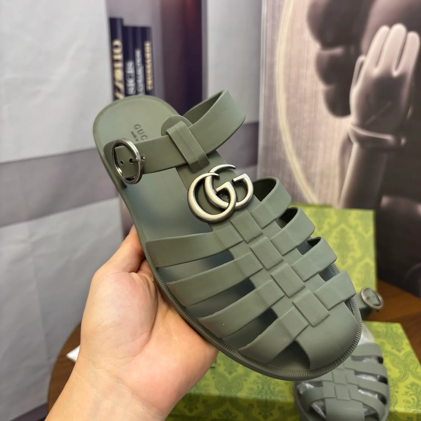 Men's shoes 260💰 [Gucci] Counter quality, top-quality original goods, real photos! Original TPU material, fine workmanship, comfortable; genuine 1:1 replica Size: 38 ~ 46